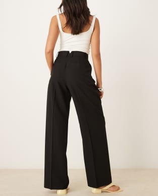 ASOS DESIGN tailored wide leg pants with pleat detail in black